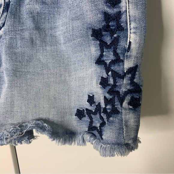 Blue Desire Mid Rise Star Embroidered Denim Jean Shorts - Picture 3 of 12